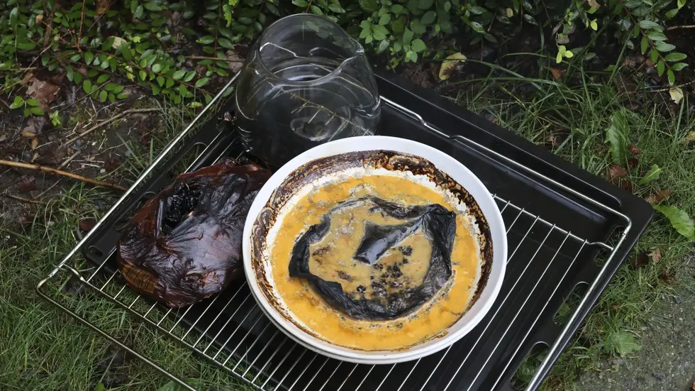 Dieses angebrannte Abendessen sorgte für einen Feuerwehreinsatz.