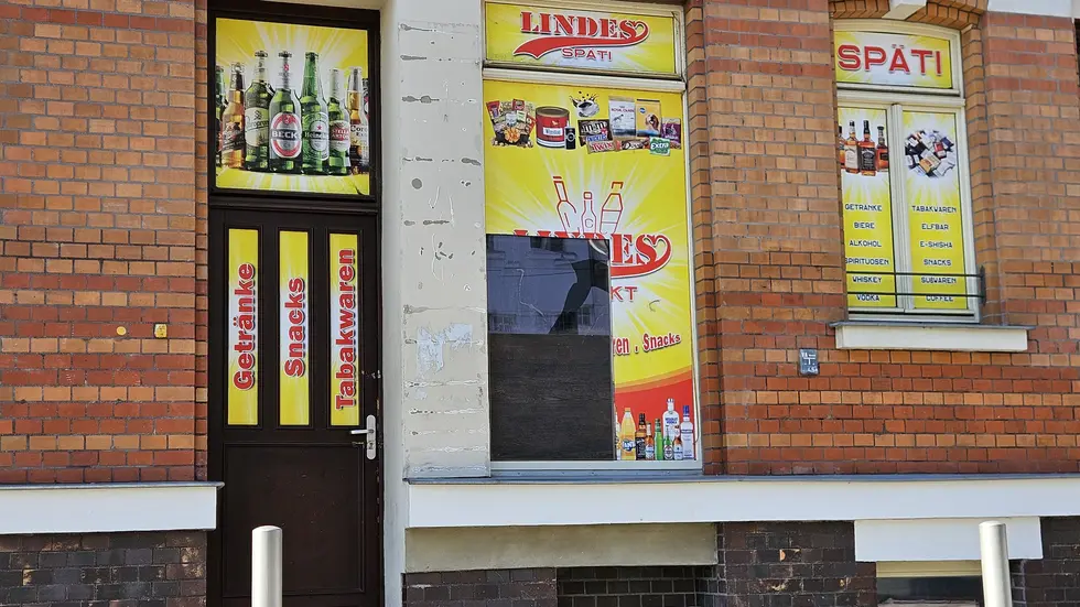 Dieser Spätverkauf an der Henrici-Straße in Leipzig wurde am Donnerstagabend überfallen. Dieser Spätverkauf an der Henrici-Straße in Leipzig wurde am Donnerstagabend überfallen.