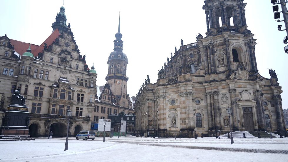 Der Stallhof in der Dresdner Innenstadt ist aufgrund der Glättegefahr geschlossen