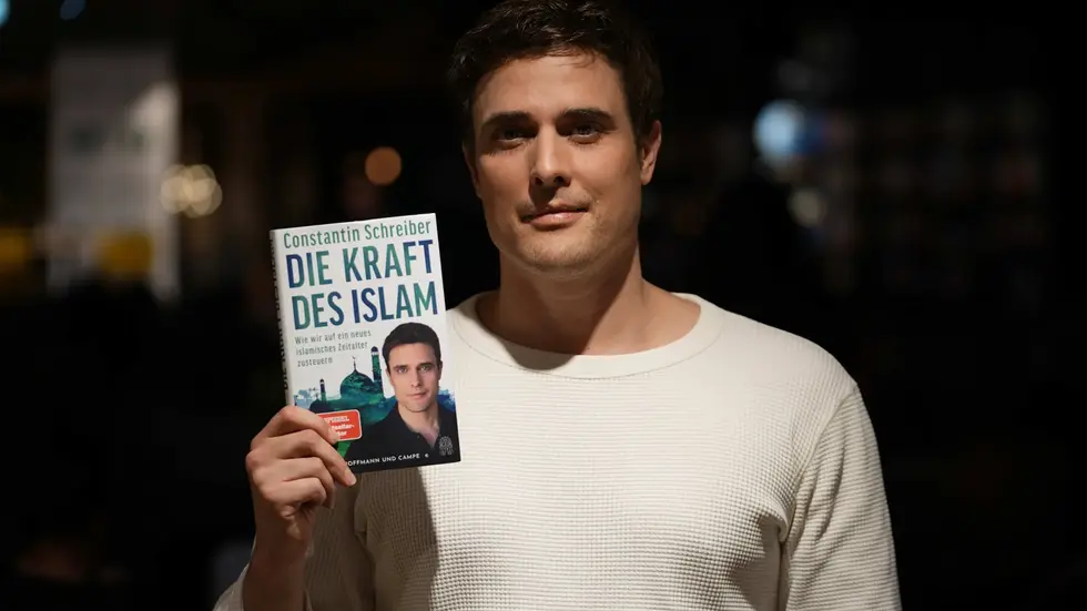 Constantin Schreiber und sein neues Buch Constantin Schreiber und sein neues Buch