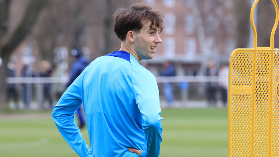 Tim Hoffmann wird von Berlin ins Erzgebirge ausgeliehen. Tim Hoffmann wird von Berlin ins Erzgebirge ausgeliehen.