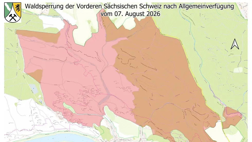 Das Sperrgebiet umfasst die rot schraffierten Waldflächen und Waldwege in den Gemeindeteilen von Rathen (rechtselbisch), Lohmen, Rathewalde und Hohnstein. Das Sperrgebiet umfasst die rot schraffierten Waldflächen und Waldwege in den Gemeindeteilen von Rathen (rechtselbisch), Lohmen, Rathewalde und Hohnstein.