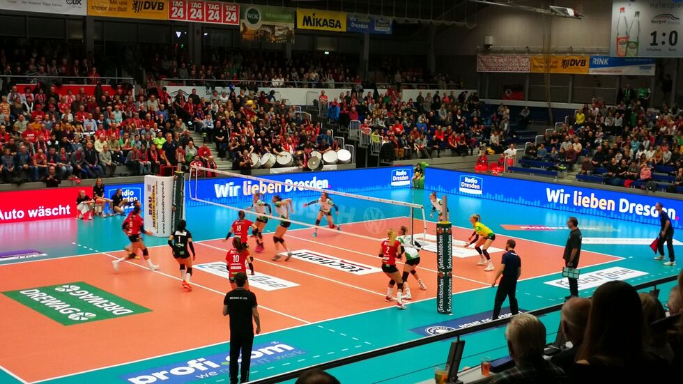 Die DSC-Volleyballerinnen schlagen Münster klar mit 3:0.