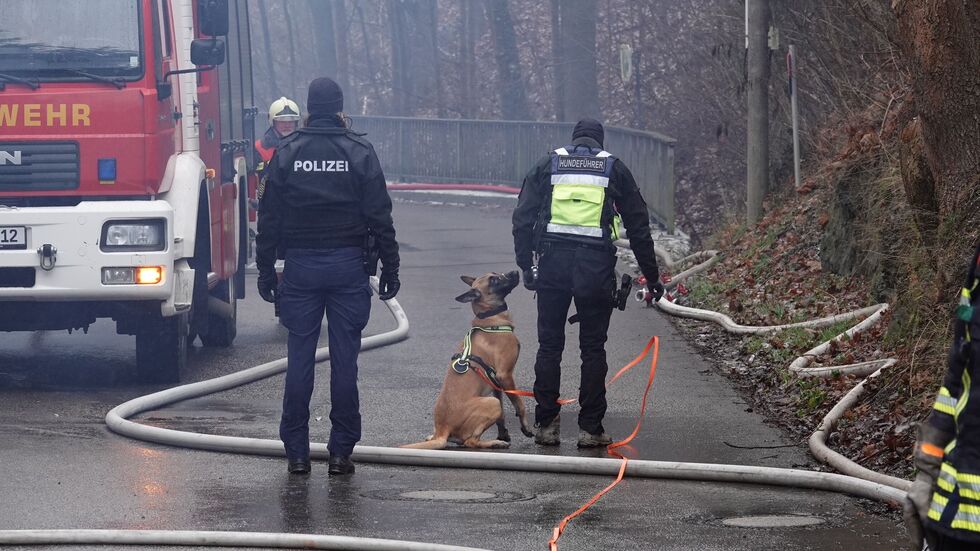 Die Einsatzkräfte vor Ort.