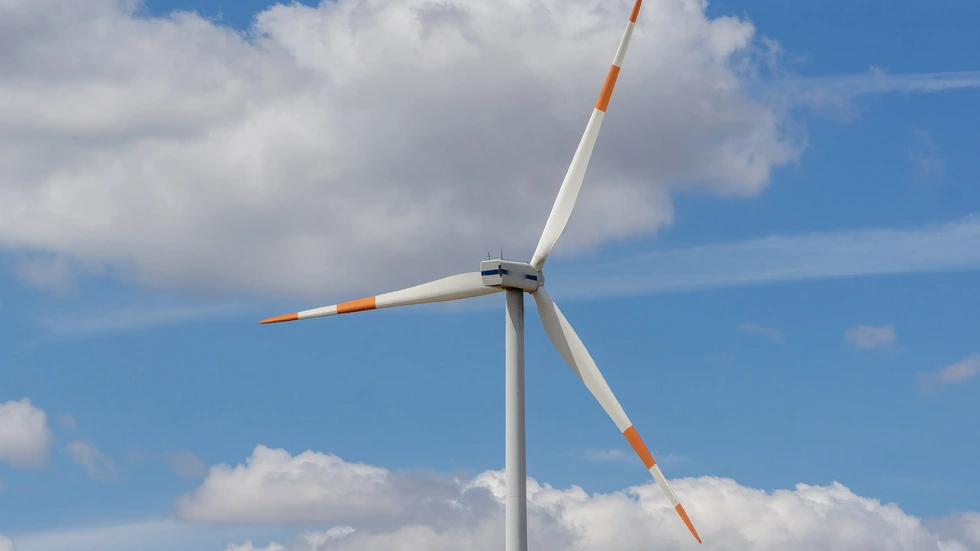 Windkraft Chemnitz: Die Stadt lehnt mehrere geplante Standorte ab. Seltene Vögel, Wälder und Naturschutz spielen dabei eine wichtige Rolle. Windkraft Chemnitz: Die Stadt lehnt mehrere geplante Standorte ab. Seltene Vögel, Wälder und Naturschutz spielen dabei eine wichtige Rolle.