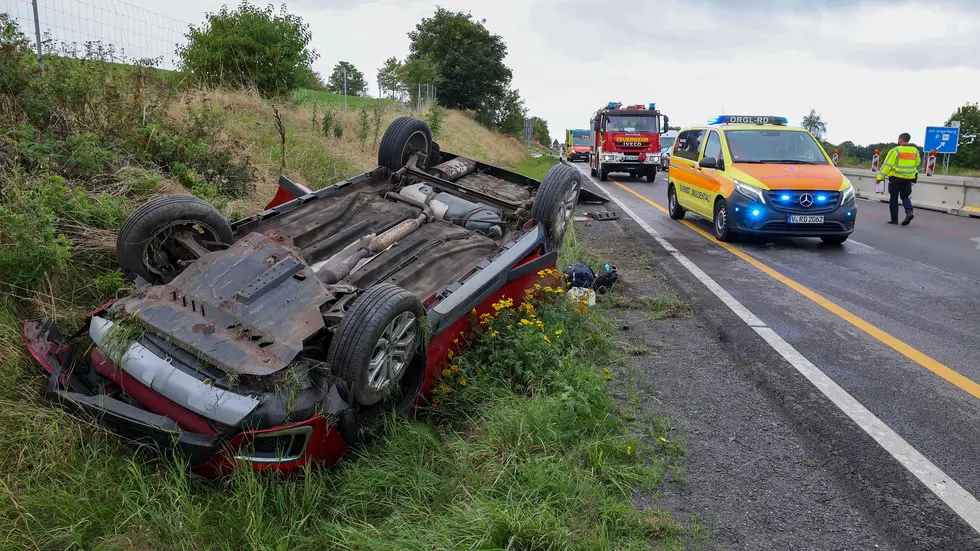 16:30 Uhr war der Unfall passiert, gegen 18 Uhr konnten alle Fahrbahnen wieder freigegeben werden.