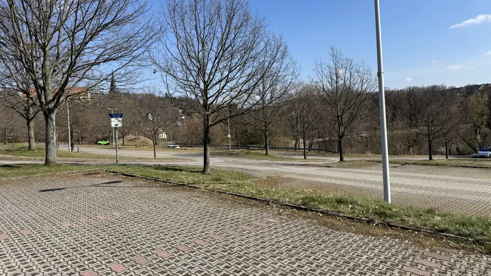 Parkplatz vom Strandbad Planitz