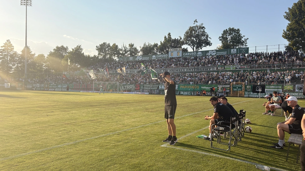 Trainer Alexander Schmidt empfing mit seiner Mannschaft den Rivalen HFC.