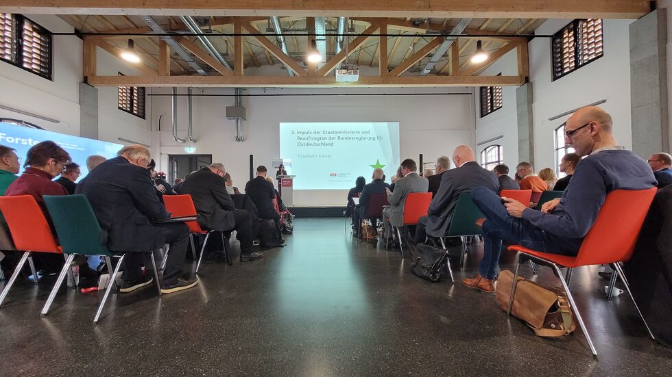 Bei der Großen Lausitzrunde heute in Forst war der Wasserhaushalt ein Thema.