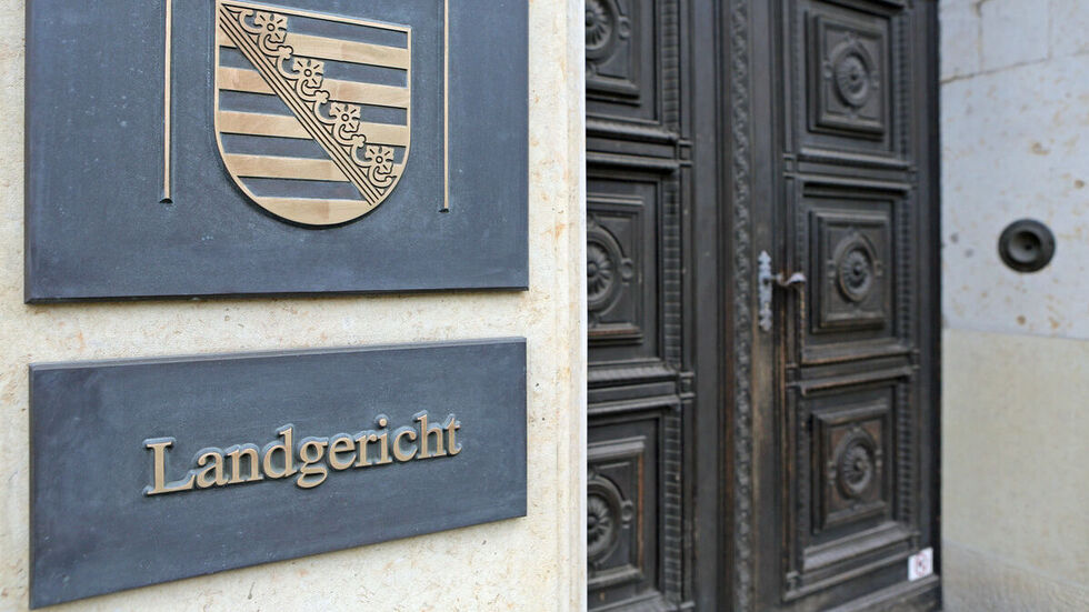 Der Eingang zum Leipziger Landgericht - hier wird der kuriose Fall am Donnerstag verhandelt. Der Eingang zum Leipziger Landgericht - hier wird der kuriose Fall am Donnerstag verhandelt.