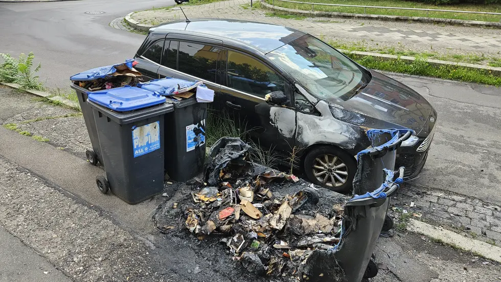 Erst brannte die Mülltonne, dann das Auto. Erst brannte die Mülltonne, dann das Auto.