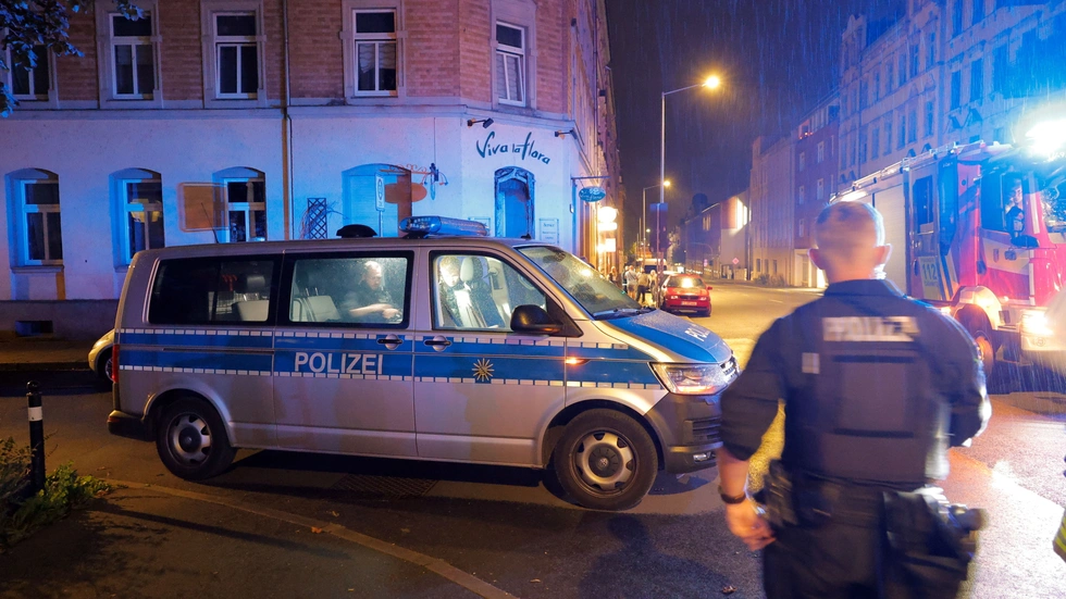 Polizei, Rettungskräfte und Feuerwehr waren auf dem Sonnenberg im Einsatz.