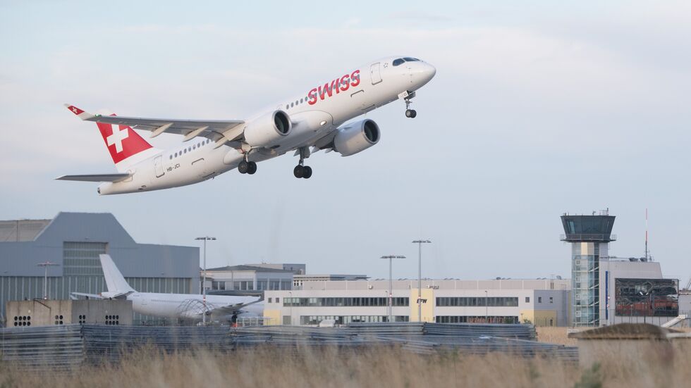 Die Flughäfen in Sachsen sind angeschlagen - so auch der Dresdner Flughafen (im Bild).