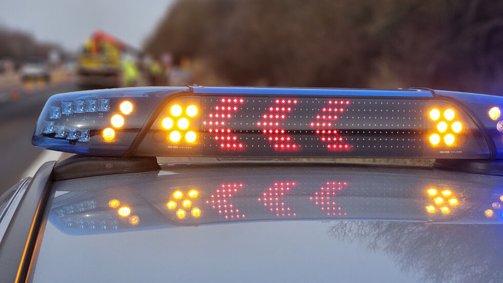 Nach dem Unfall in der A14-Anschlussstelle Mutzschen hat sich ein langer Stau gebildet