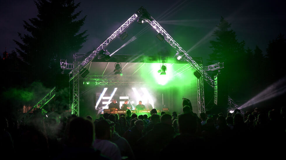 Der Seiffener Rave lockt jedes Jahr zahlreiche Besucher an.