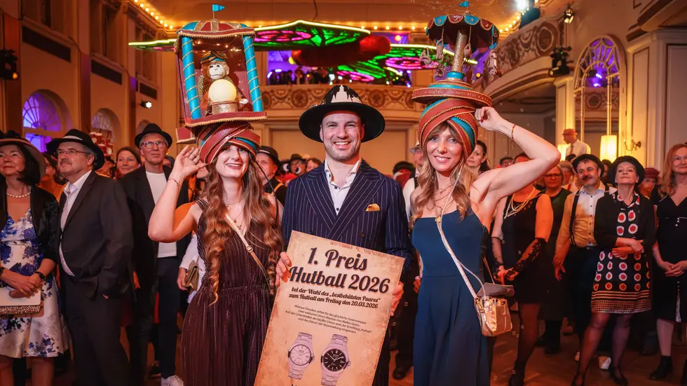 1. Platz am Freitag : "Jahrmarkt" von Maike Grabow (Mönchengladbach) und Juliane Neubert (Halle/Saale) 1. Platz am Freitag : "Jahrmarkt" von Maike Grabow (Mönchengladbach) und Juliane Neubert (Halle/Saale)