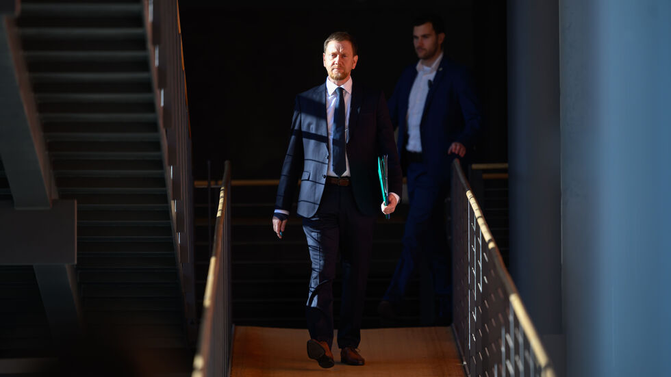 Wenn es nach Sachsens Ministerpräsident Michael Kretschmer geht, soll Ryanair wieder zurück nach Sachsen. Wenn es nach Sachsens Ministerpräsident Michael Kretschmer geht, soll Ryanair wieder zurück nach Sachsen.